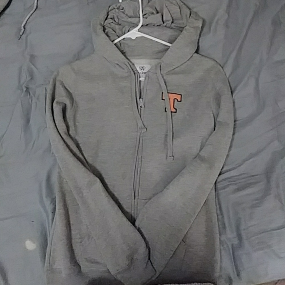 TN Zip-up with hood